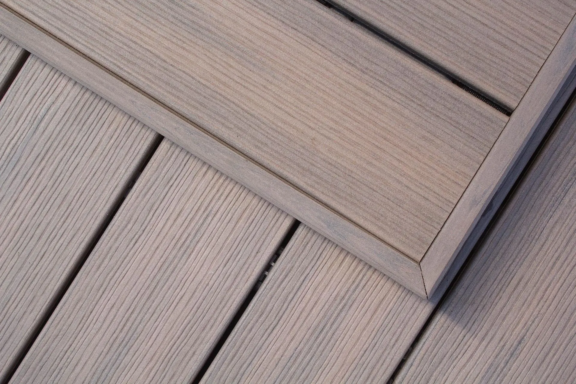 WPC Terafest Teak