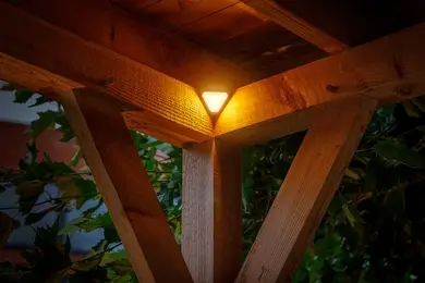 Tiga Corner 12V 2.webp